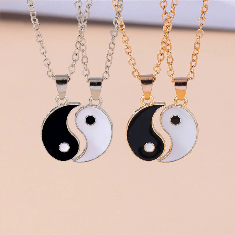 Aihua Hot Selling Enamel Yin Yang Tai Chi Necklace for Women Men Birthday Gift BFF Best Friends Couple Matching Pendant Necklace