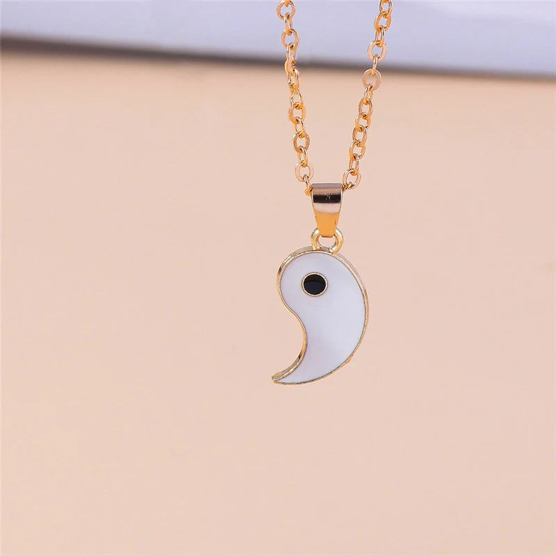 Aihua Hot Selling Enamel Yin Yang Tai Chi Necklace for Women Men Birthday Gift BFF Best Friends Couple Matching Pendant Necklace