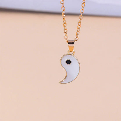 Aihua Hot Selling Enamel Yin Yang Tai Chi Necklace for Women Men Birthday Gift BFF Best Friends Couple Matching Pendant Necklace